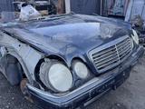 Ноускат Mercedes 210-й кузов за 350 тг. в Усть-Каменогорск – фото 2