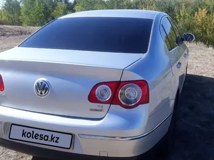 Volkswagen Passat 2010 года за 5 120 000 тг. в Уральск – фото 5