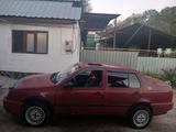 Volkswagen Vento 1992 года за 1 000 000 тг. в Алматы – фото 3