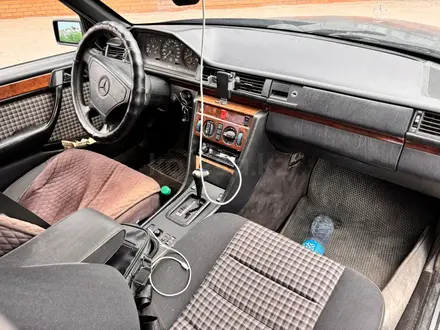 Mercedes-Benz E 280 1993 года за 1 700 000 тг. в Караганда – фото 11
