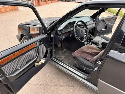 Mercedes-Benz E 280 1993 года за 1 700 000 тг. в Караганда – фото 9