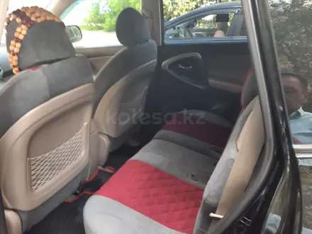 Toyota RAV4 2008 года за 7 800 000 тг. в Семей – фото 4