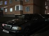 Mercedes-Benz C 180 1994 года за 1 900 000 тг. в Астана – фото 4