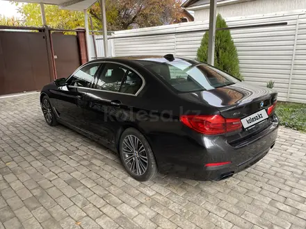 BMW 540 2017 года за 22 170 000 тг. в Алматы – фото 5