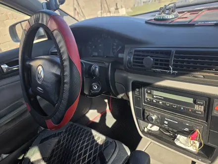 Volkswagen Passat 2000 года за 1 400 000 тг. в Астана