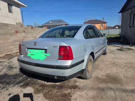 Volkswagen Passat 2000 года за 1 400 000 тг. в Астана – фото 5