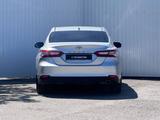 Toyota Camry 2018 года за 12 500 000 тг. в Караганда – фото 4