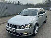 Volkswagen Passat 2011 годаүшін5 800 000 тг. в Алматы