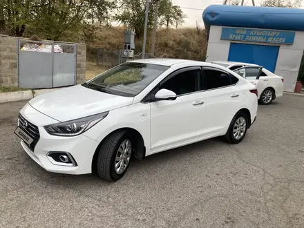 Hyundai Accent 2019 года за 6 100 000 тг. в Алматы – фото 3