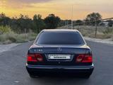 Mercedes-Benz E 320 1999 года за 2 750 000 тг. в Алматы – фото 5