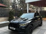 BMW X5 2019 года за 31 000 000 тг. в Алматы – фото 2