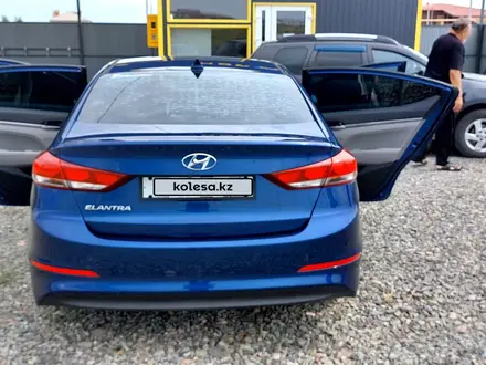 Hyundai Elantra 2016 года за 4 700 000 тг. в Темиртау – фото 22