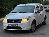 Renault Sandero 2010 года за 2 000 000 тг. в Караганда – фото 2