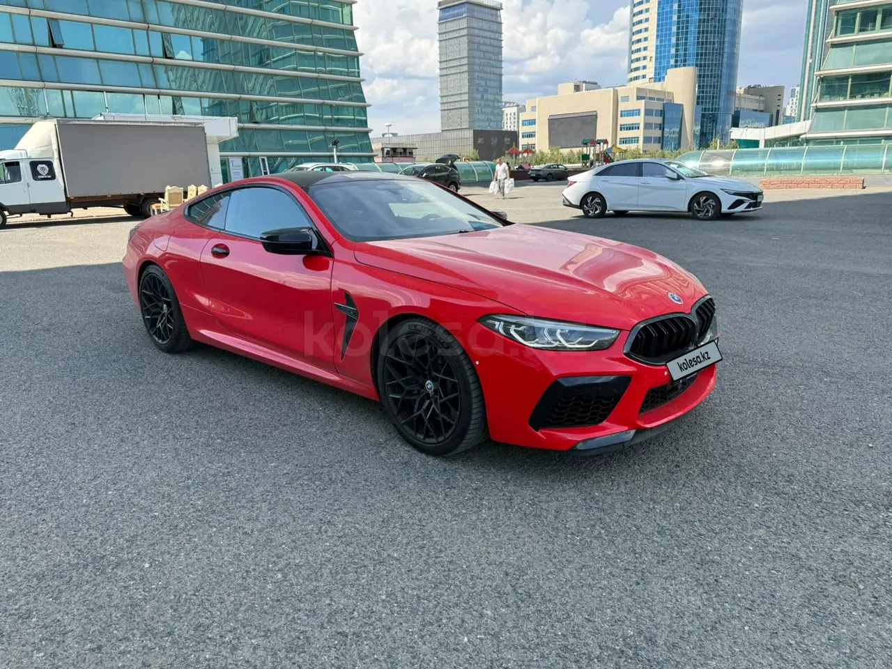 BMW m8, 2021