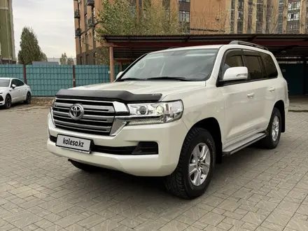 Toyota Land Cruiser 2020 года за 33 500 000 тг. в Актобе
