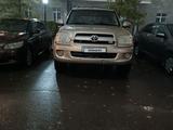 Toyota Sequoia 2005 года за 10 300 000 тг. в Астана