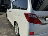 Toyota Alphard 2012 года за 17 300 000 тг. в Усть-Каменогорск – фото 4