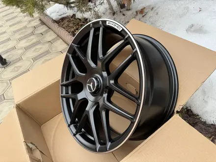 Оригинальные диски R20 AMG на Mercedes W 222 S-Classe Мерседес за 825 000 тг. в Алматы – фото 18