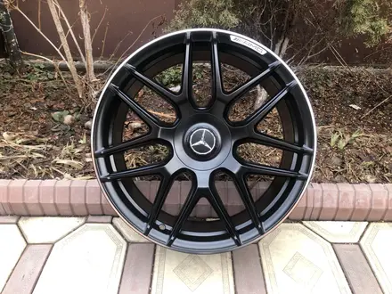 Оригинальные диски R20 AMG на Mercedes W 222 S-Classe Мерседес за 825 000 тг. в Алматы – фото 26