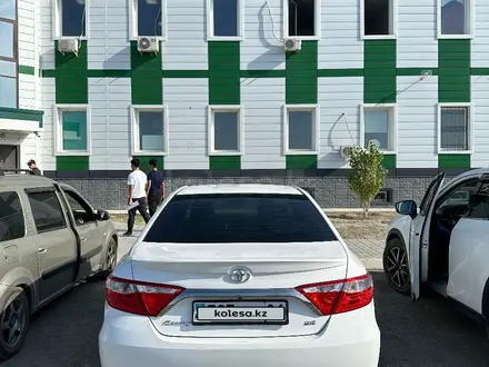 Toyota Camry 2015 года за 10 800 000 тг. в Атырау – фото 6