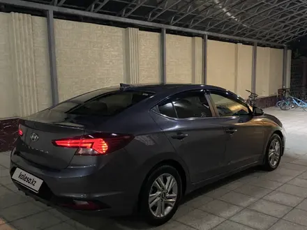 Hyundai Elantra 2019 года за 7 800 000 тг. в Алматы – фото 8