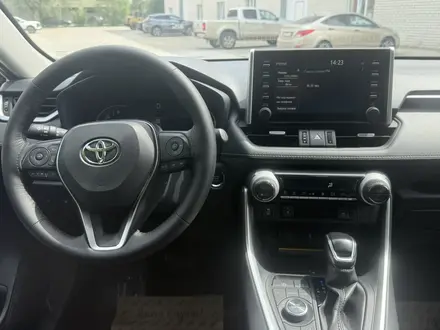 Toyota RAV4 2020 года за 16 500 000 тг. в Актобе – фото 6