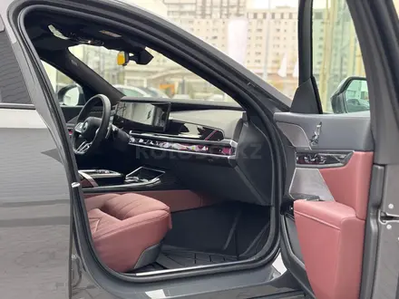 BMW 740 XDrive 3.0 2025 года за 80 500 000 тг. в Астана – фото 12