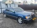 Mercedes-Benz E 220 1989 года за 1 800 000 тг. в Актобе – фото 3