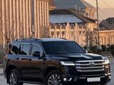 Toyota Land Cruiser 2021 года за 52 000 000 тг. в Шымкент