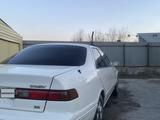 Toyota Camry 1998 годаүшін2 950 000 тг. в Семей – фото 4