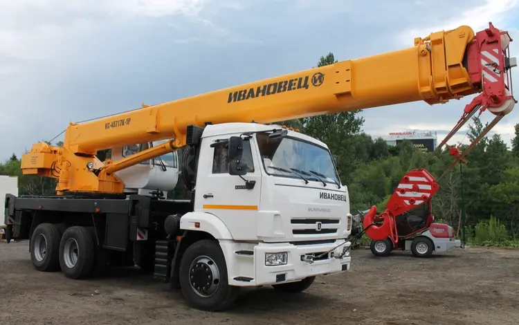 КамАЗ  КС 45717К-1Р 2024 года за 82 000 000 тг. в Алматы