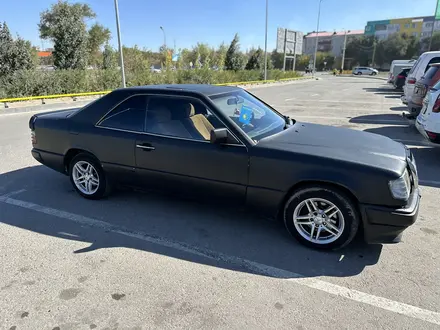 Mercedes-Benz E 230 1987 года за 1 750 000 тг. в Жезказган – фото 11