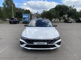 Hyundai Elantra 2023 года за 9 200 000 тг. в Астана – фото 2