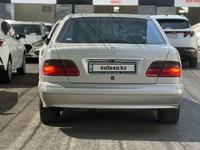 Mercedes-Benz E 320 2001 годаfor6 000 000 тг. в Туркестан