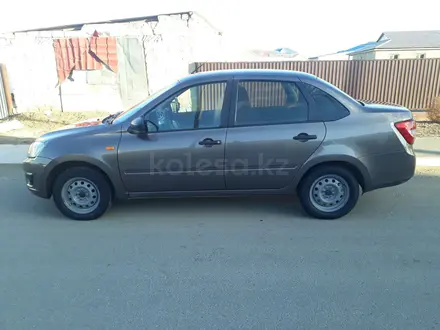 ВАЗ (Lada) Granta 2190 2015 года за 2 800 000 тг. в Атырау – фото 2