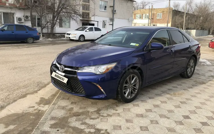 Toyota Camry 2016 года за 9 100 000 тг. в Атырау