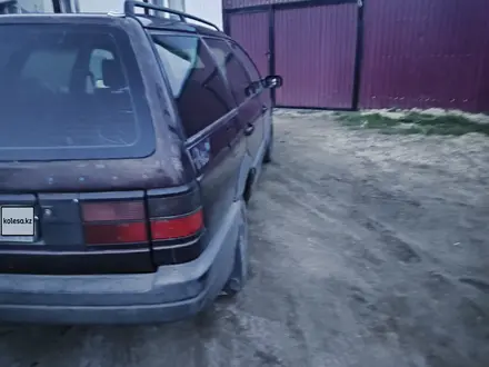 Volkswagen Passat 1993 года за 1 250 000 тг. в Зеренда – фото 2