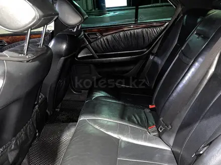 Mercedes-Benz E 280 1999 года за 3 800 000 тг. в Алматы – фото 3