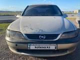 Opel Vectra 1997 года за 700 000 тг. в Актобе – фото 2