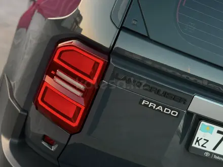 Toyota Land Cruiser Prado 2025 года за 27 850 000 тг. в Астана – фото 17