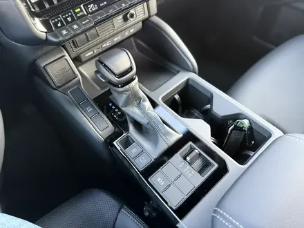 Toyota Land Cruiser Prado 2025 года за 27 850 000 тг. в Астана – фото 41