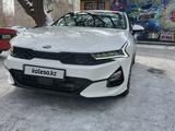 Kia K5 2021 года за 12 000 000 тг. в Семей