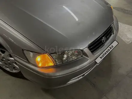 Toyota Camry 2001 года за 2 800 000 тг. в Тараз – фото 3