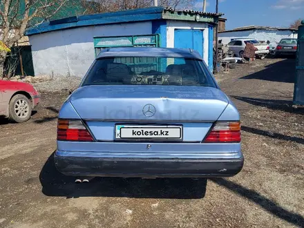 Mercedes-Benz E 260 1991 года за 1 600 000 тг. в Астана – фото 2