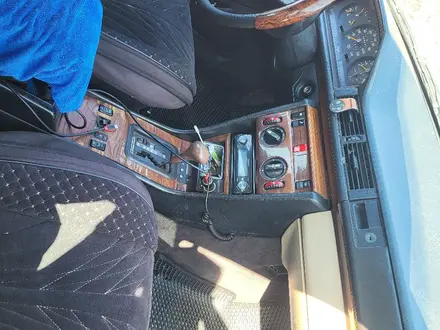 Mercedes-Benz E 260 1991 года за 1 600 000 тг. в Астана – фото 6