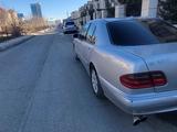 Mercedes-Benz E 320 2001 годаүшін4 000 000 тг. в Актау – фото 4