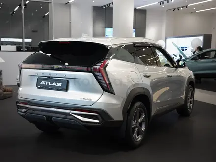 Geely Atlas Premium 2.0T 2025 года за 12 490 000 тг. в Алматы – фото 3