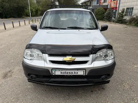 Chevrolet Niva 2014 года за 3 780 000 тг. в Алматы – фото 4