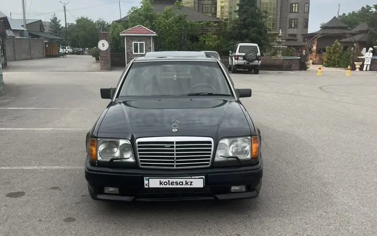 Mercedes-Benz E 320 1991 года за 2 300 000 тг. в Алматы