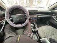 Audi A4 1995 года за 1 750 000 тг. в Караганда